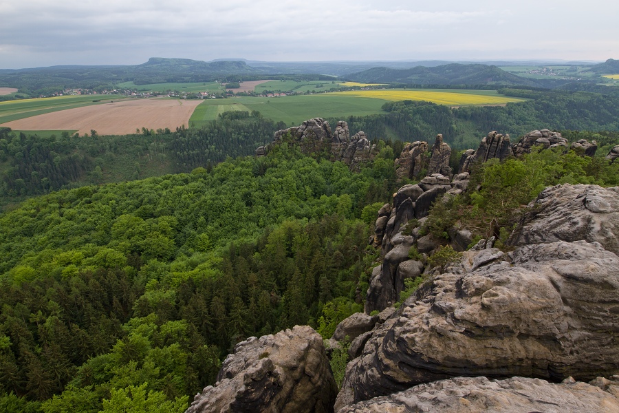 Vyhlídka z Schrammsteinu-Německo1